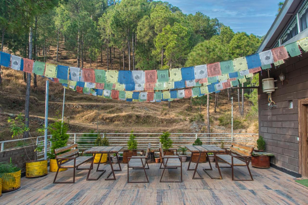 The Hillcrest Paradise Kasauli Zewnętrze zdjęcie