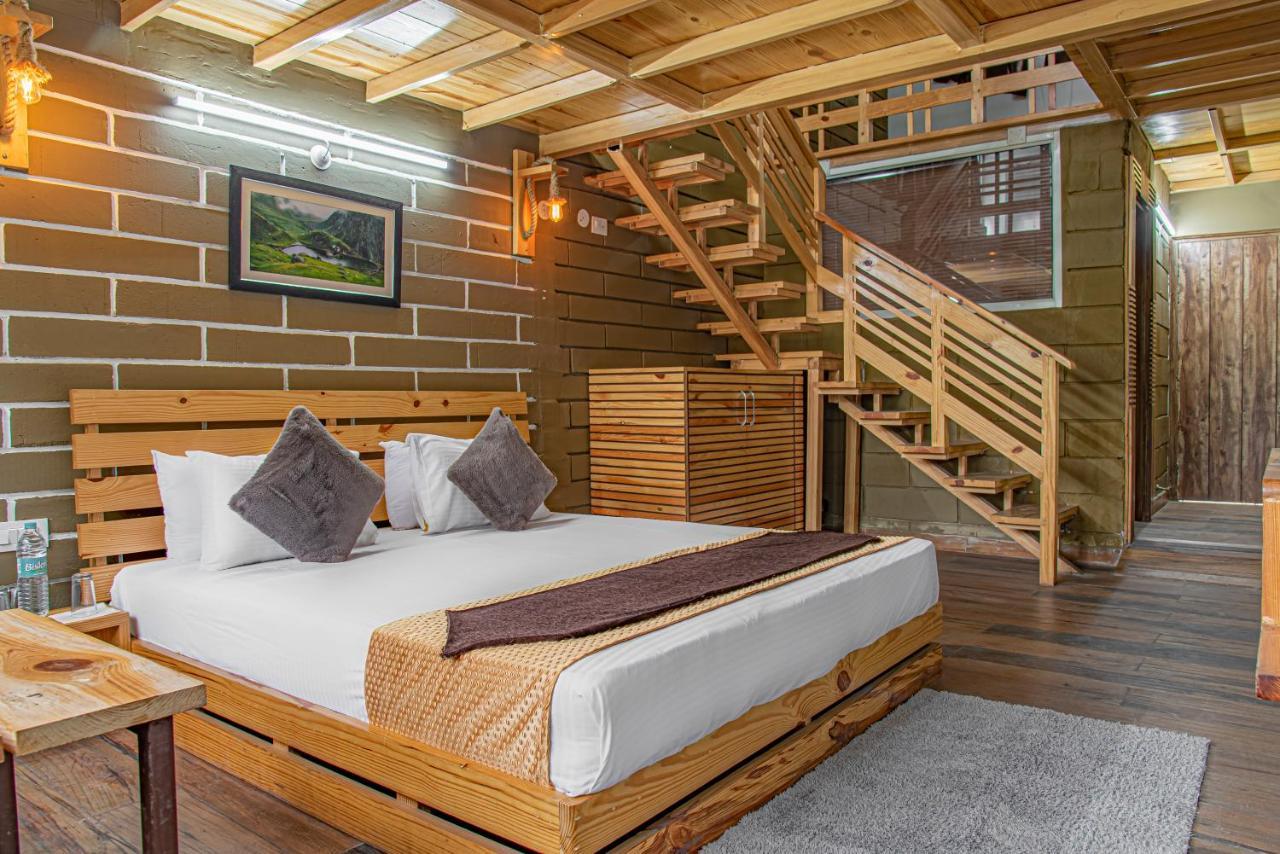The Hillcrest Paradise Kasauli Zewnętrze zdjęcie