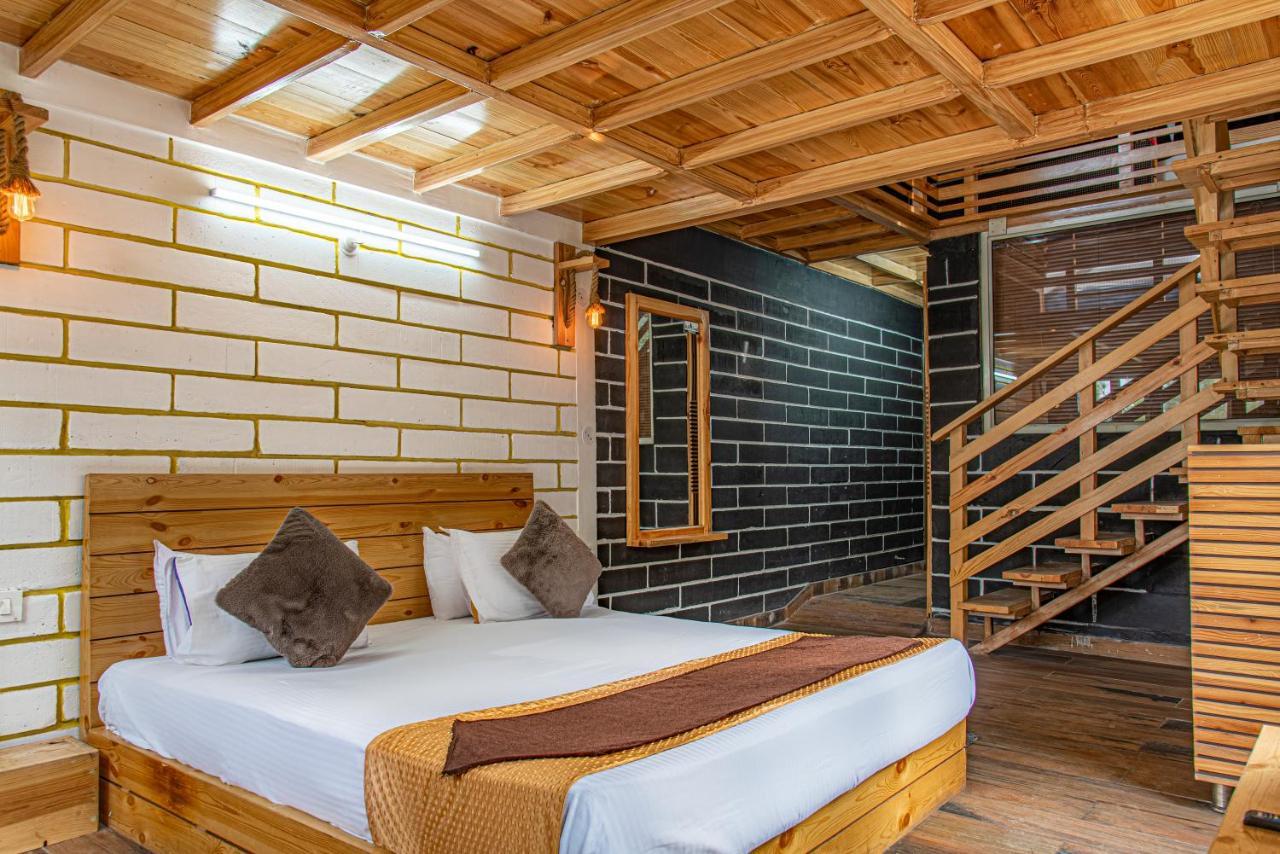 The Hillcrest Paradise Kasauli Zewnętrze zdjęcie