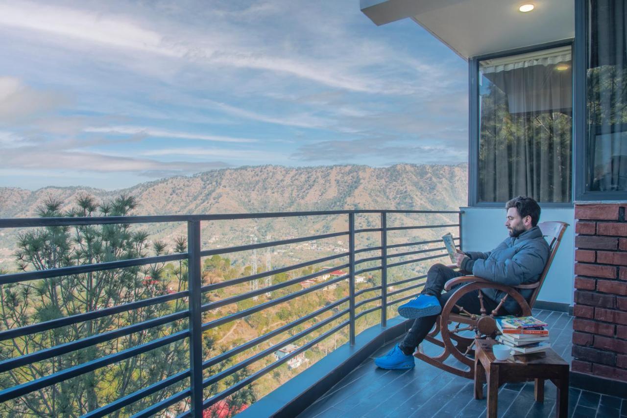 The Hillcrest Paradise Kasauli Zewnętrze zdjęcie