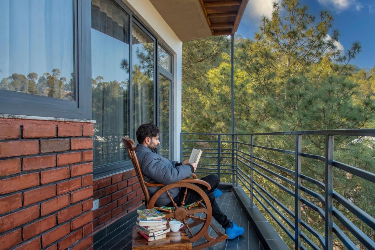 The Hillcrest Paradise Kasauli Zewnętrze zdjęcie