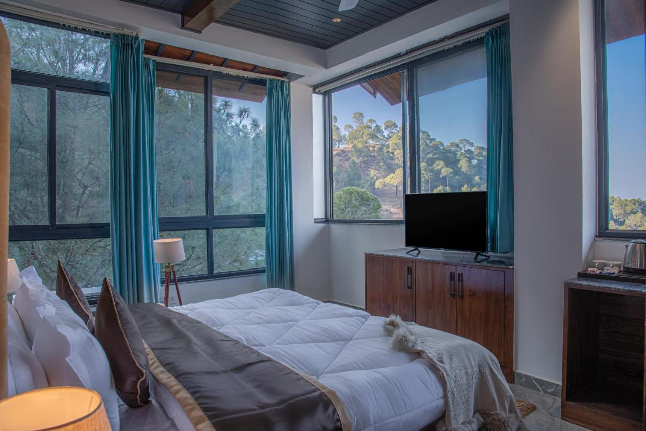 The Hillcrest Paradise Kasauli Zewnętrze zdjęcie