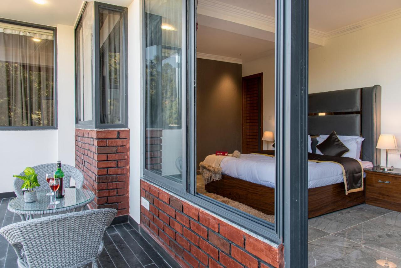 The Hillcrest Paradise Kasauli Zewnętrze zdjęcie